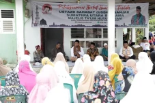 Berharap Berkah Ramadan,...