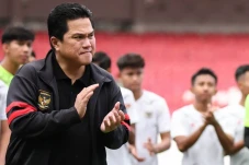 Erick Thohir Bubarkan...