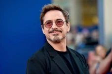 7 Artis Hollywood yang...