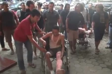 3 Perampok Bersenpi...