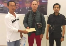 Cerita Pilu Bule Amerika...