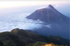 Kisah Mistis Gunung...