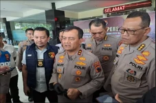 Kumpulkan Informasi...