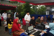 Bupati Nur Arifin Minta...