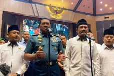 Selamatkan Pilot Susi...