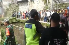 Rumah Mbah Slamet si...