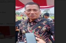 Bupati Kepulauan Meranti...