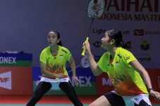 Ana/Tiwi Enyahkan Mulut...