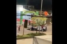 Diduga Lempari Rombongan...