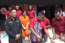 Gelapkan Belasan Mobil...