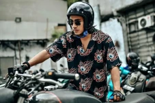 Abidzar Gemar Naik Motor,...