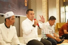 BNPT Gelar Dialog dengan...