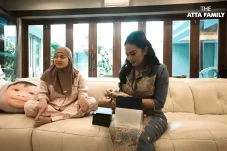 Aurel Hermansyah dan...