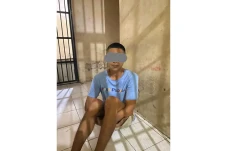 Ketiduran di Musala,...