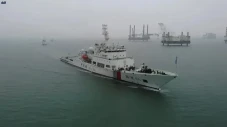 8 Kapal Perang China...