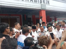 Resmi Bebas, Anas Urbaningrum:...