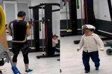Viral, Aksi Islam Makhachev...