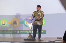 Kemenag Sajikan Menu...