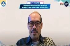Kemendikbudristek Buka...