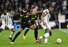 Hasil Juventus vs Sporting...
