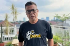 Soal Komeng Sampaikan...