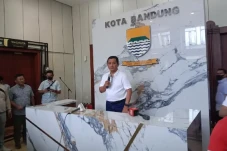 Wali Kota Bandung Yana...