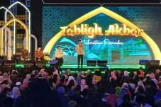 Tabligh Akbar di Masjid...