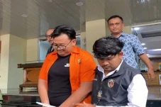 Polisi Dalami Riwayat...