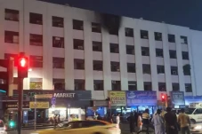 Bangunan Tempat Tinggal...