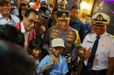 Datangi Pelabuhan Tanjung...