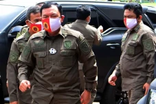 2 Jenderal Polisi Komandoi...