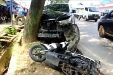 Minibus Angkut Pemudik...