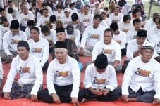 Penghujung Ramadan,...