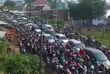 Sempat Macet Parah 4...