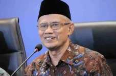 Haedar Nashir Yakin...