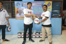 Bantu Sesama, KST Adakan...