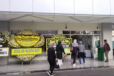 Carlo Saba Masih Disemayamkan...