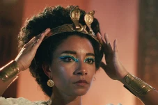 Gambarkan Cleopatra...