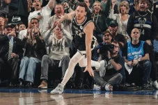 Hasil Playoff NBA 2022/2023:...