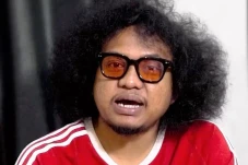 Ikut Rayakan Idul Fitri...