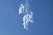 Roket SpaceX Elon Musk...