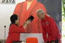 PDIP Usung Ganjar, Golkar...
