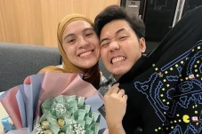 Ogah Beli Baju Lebaran,...