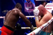 Martin Bakole Pukul...