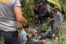 Truk Angkut 47 Orang...