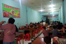 Bosan Makan Opor Ayam,...