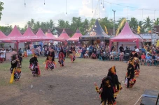 Bazar Produk Lokal di...