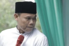 Enggan Disebut Hijrah,...