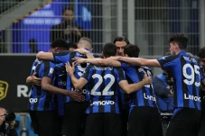 Inter Milan Lolos ke...