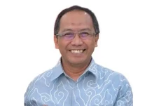 Profil Thomas Djamaluddin,...